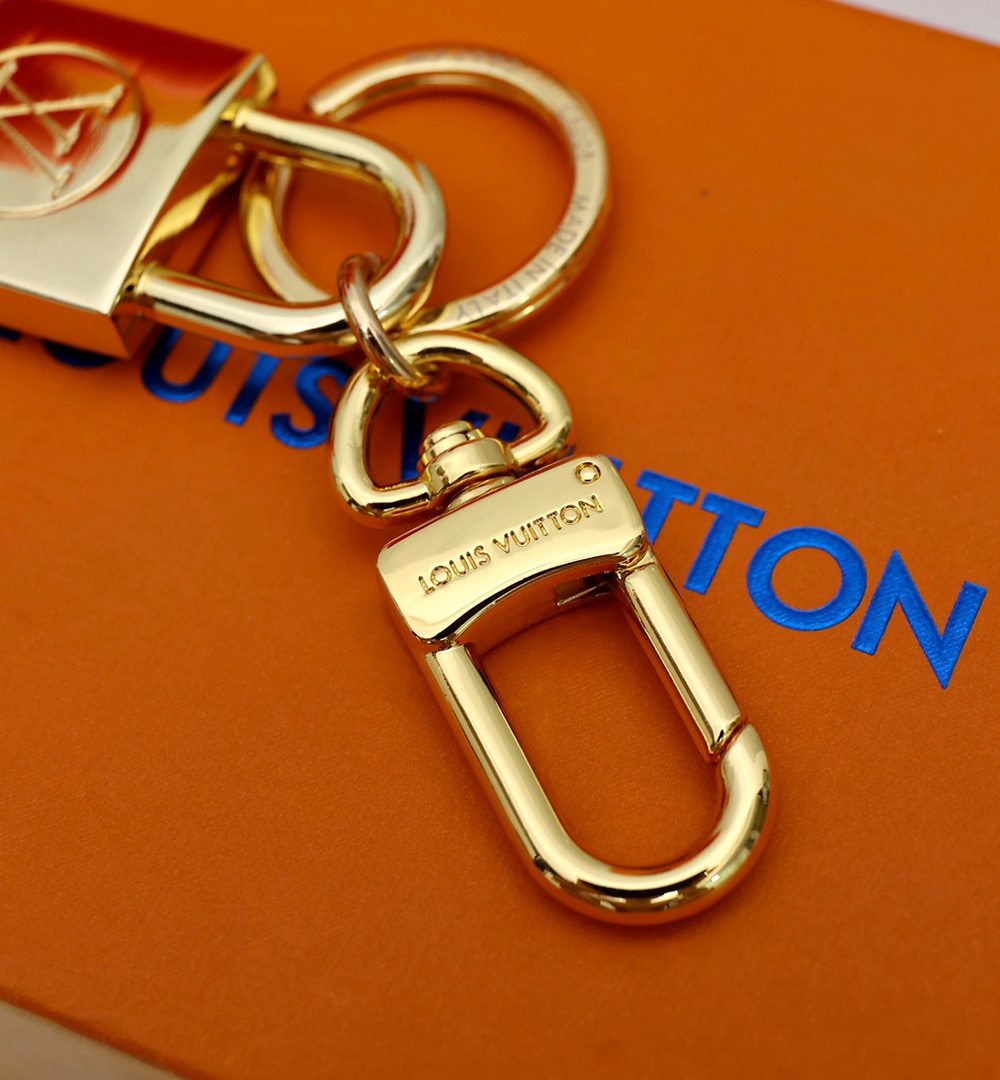 GJ25 – Key holder and bag charm