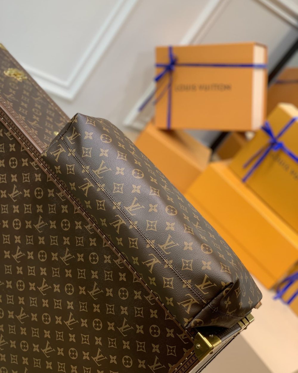 1:1 Replica Louis Vuitton LV Graceful MM Monogram Canvas Exclusive Bag For Women M43704 - 16.1in/ 41cm