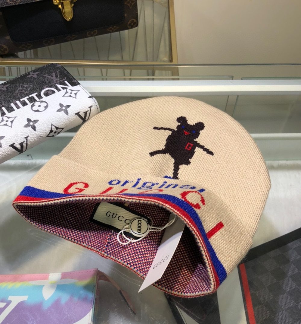 Gucci Beanie Cashmere In Beige