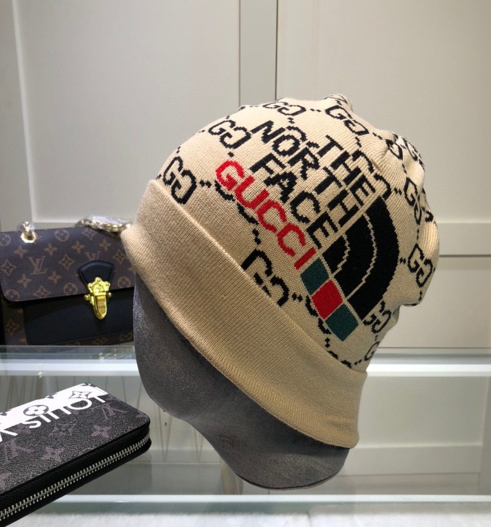 Gucci Beanie Cashmere In Beige