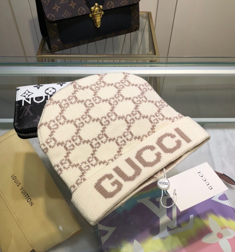 Gucci Beanie Cashmere In Beige