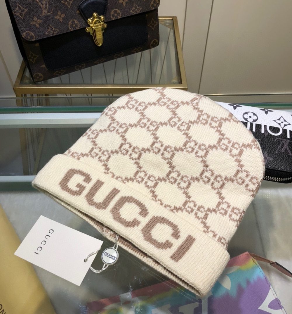 Gucci Beanie Cashmere In Beige