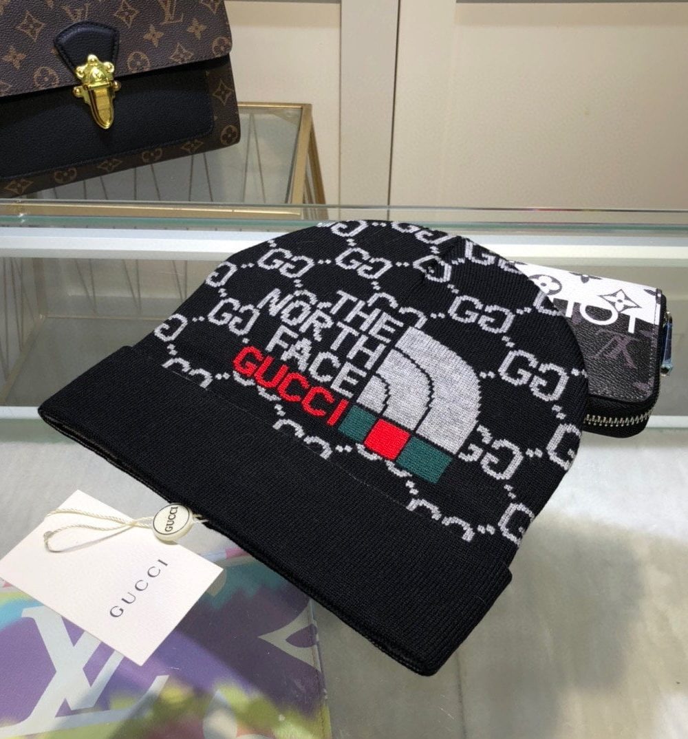Gucci Beanie Cashmere In Black