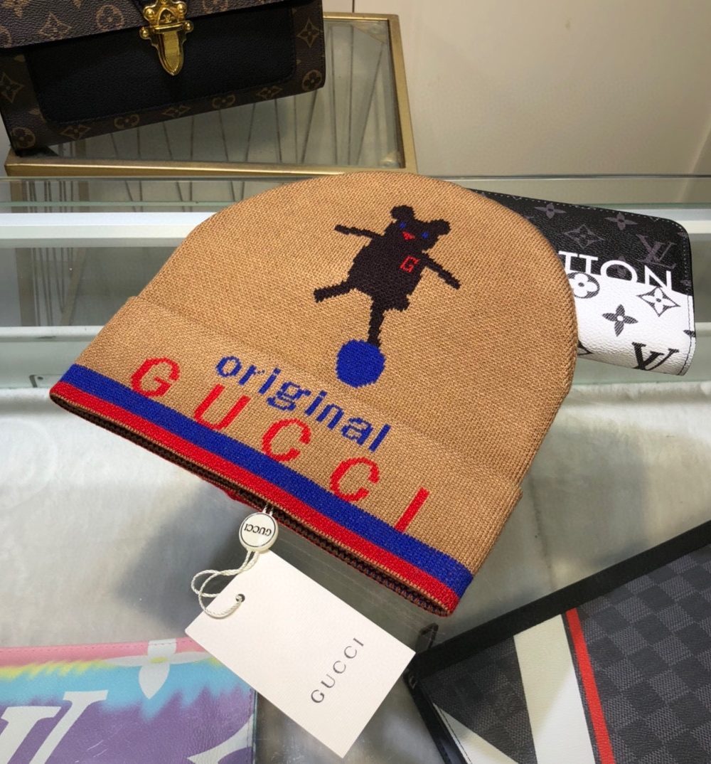 Gucci Beanie Cashmere In Brown