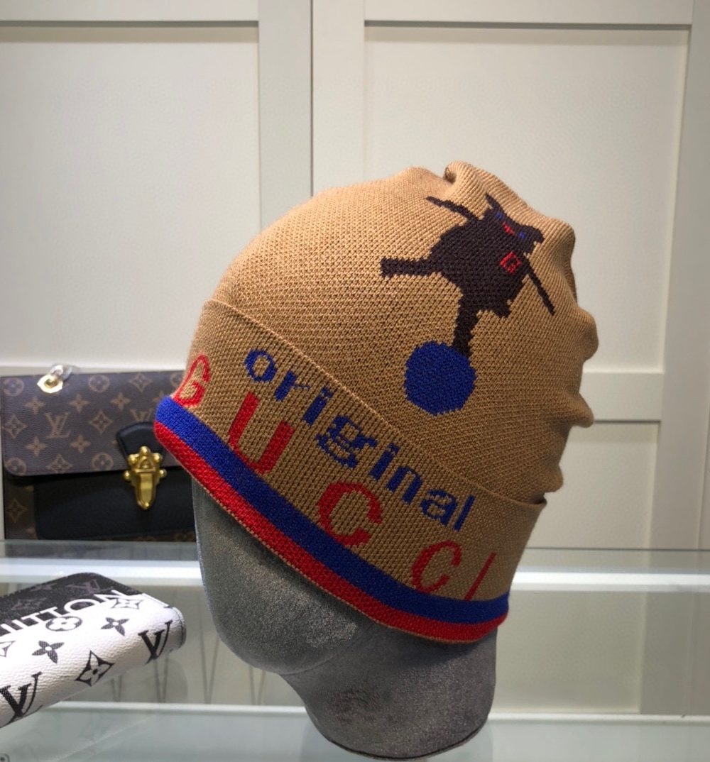 Gucci Beanie Cashmere In Brown