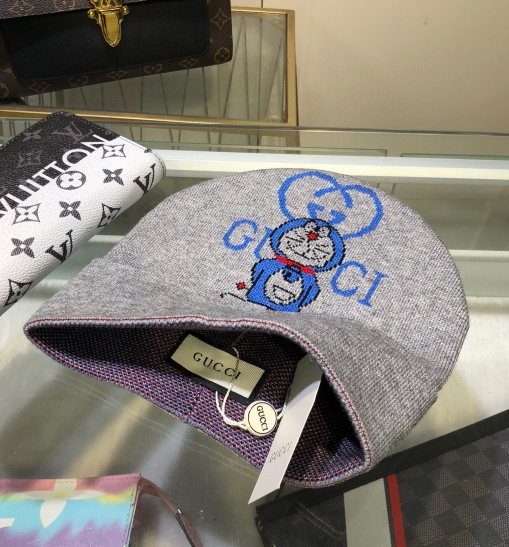 Gucci Beanie Cashmere In Grey