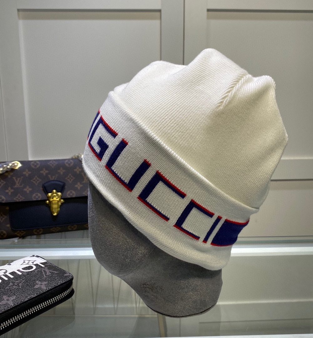 Gucci Beanie Cashmere In White