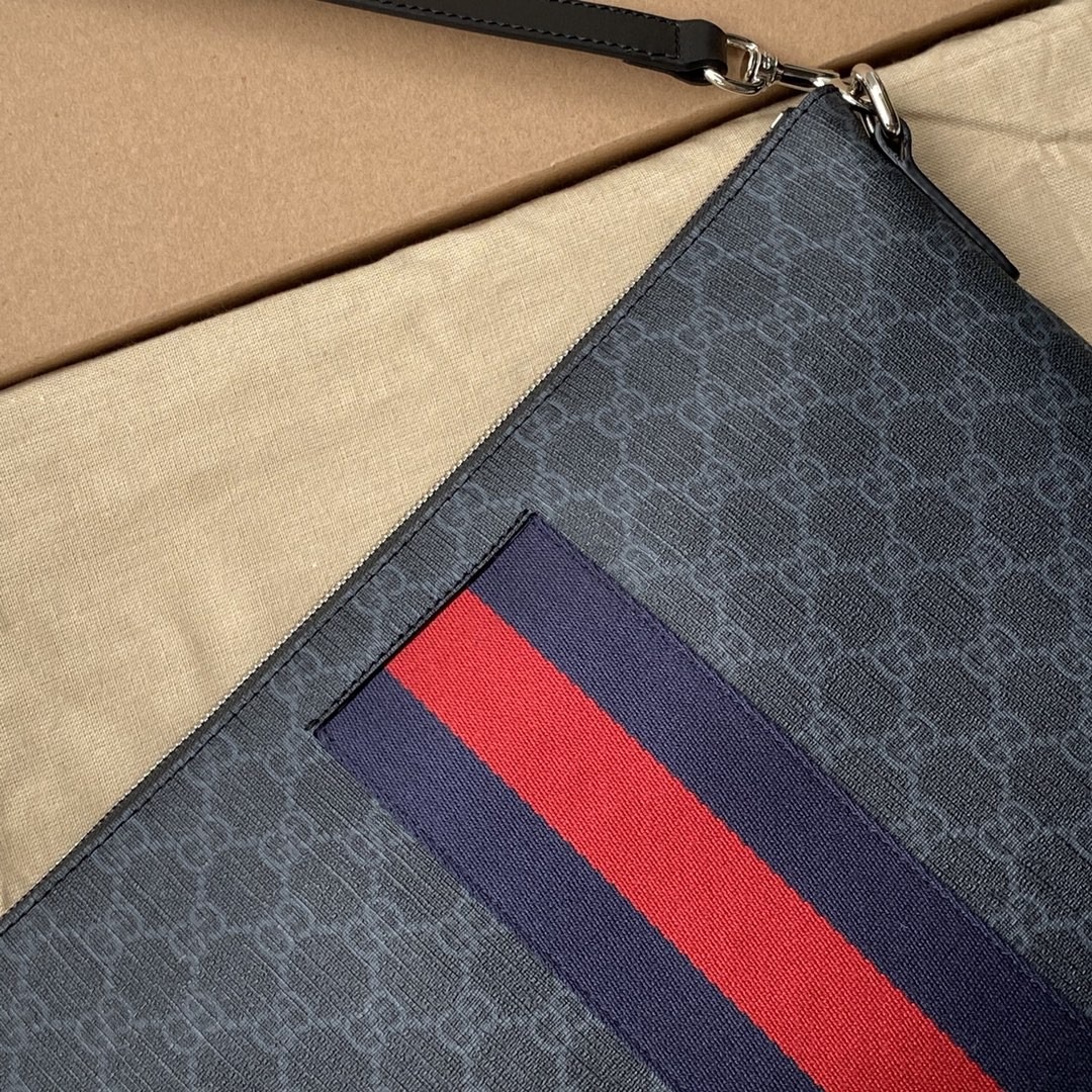 1:1 Replica Gucci Black Messenger Black/Grey GG Supreme Canvas Blue And Red Web For Men 14in/35cm 474139 K5ICN 1095 - Image 4
