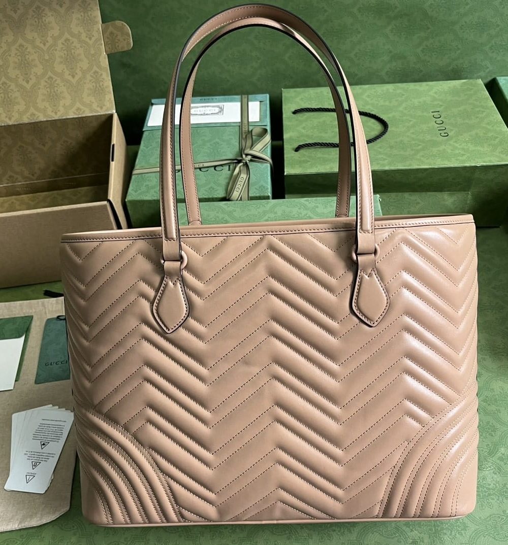 1:1 Replica Gucci Casual Style Logo Totes Cream/Black For Women 38.5cm / 15.1in 739684 DAAAH 2754