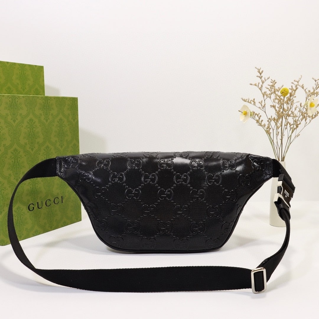 1:1 Replica Gucci Embossed Belt Bag Black For Men 11in/28cm 645093 1W3CN 1000 - Image 3