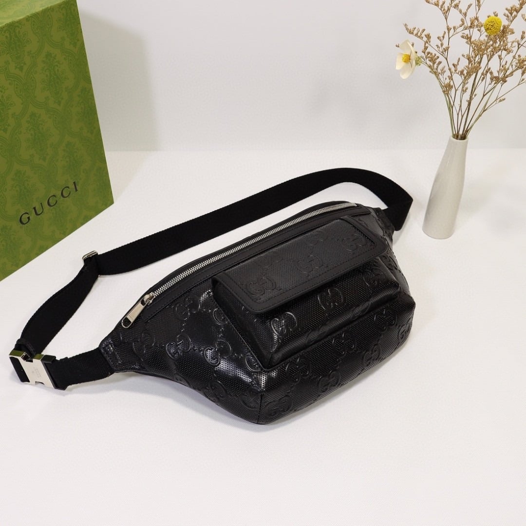 1:1 Replica Gucci Embossed Belt Bag Black For Men 11in/28cm 645093 1W3CN 1000