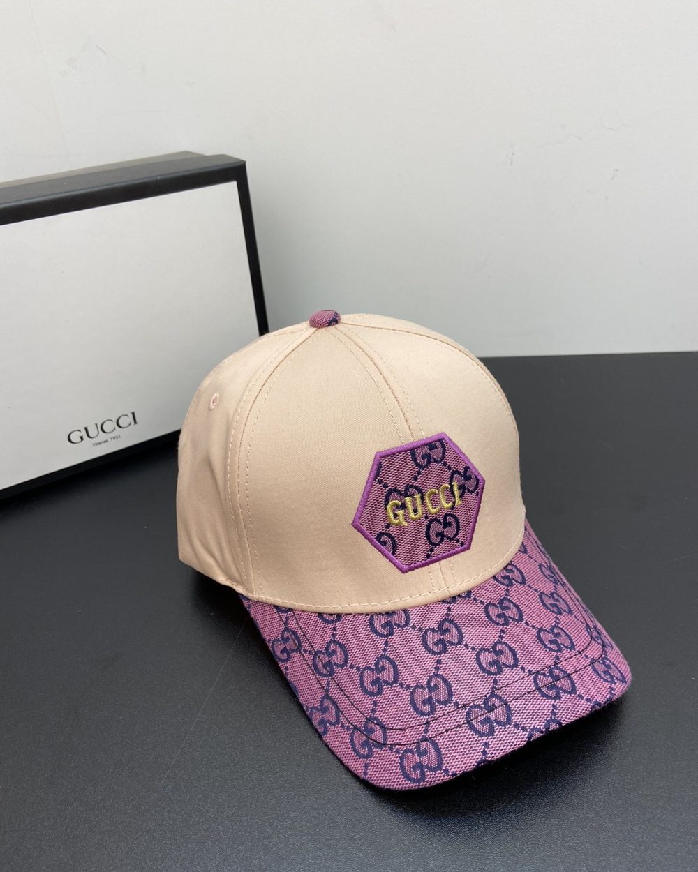 Gucci GG Baseball Hat Cream GG Hat