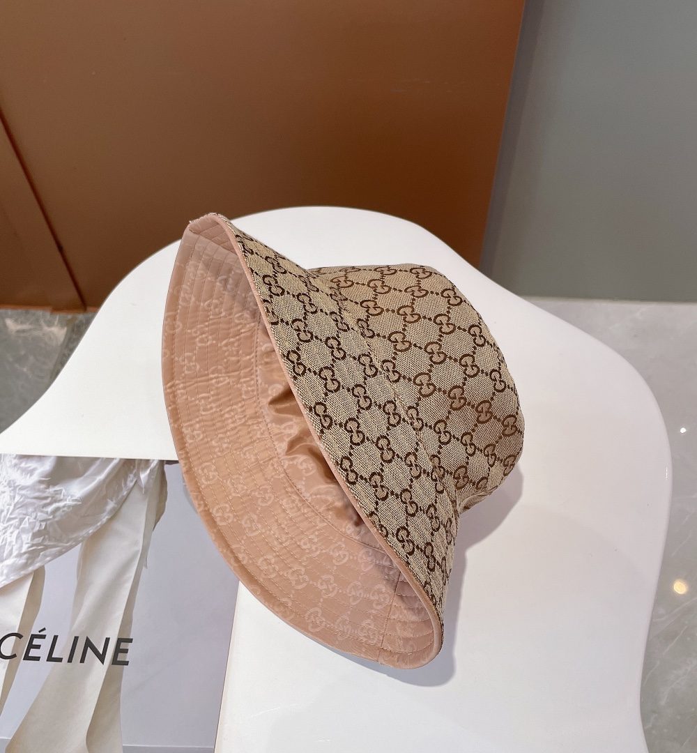 Gucci GG Bucket Hat Beige GG Hat