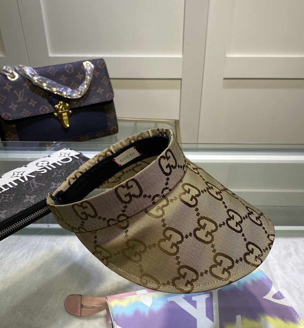 Gucci GG Canvas Baseball Cap Brown