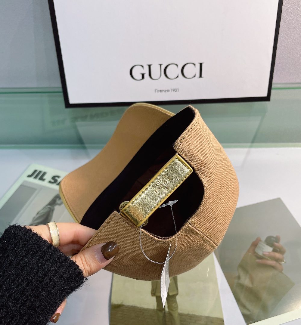 Gucci GG Canvas Baseball Cap Brown