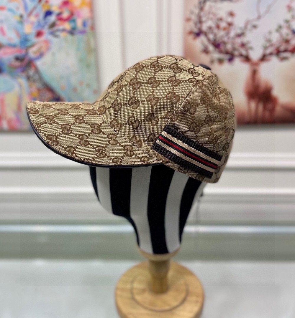 Gucci GG Canvas Baseball Cap Brown