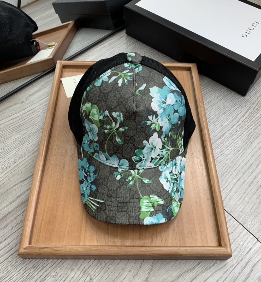 Gucci GG Canvas Baseball Cap Multiple Color
