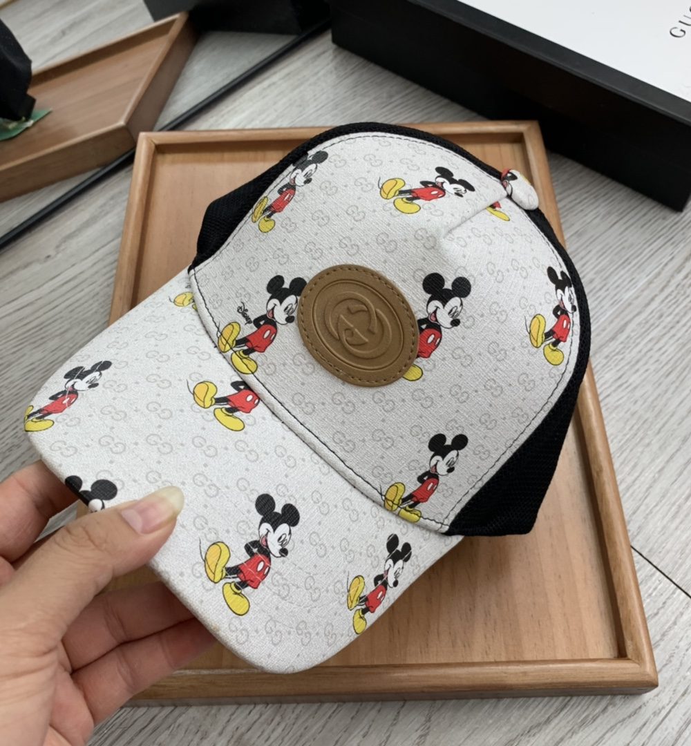 Gucci GG Canvas Baseball Cap White