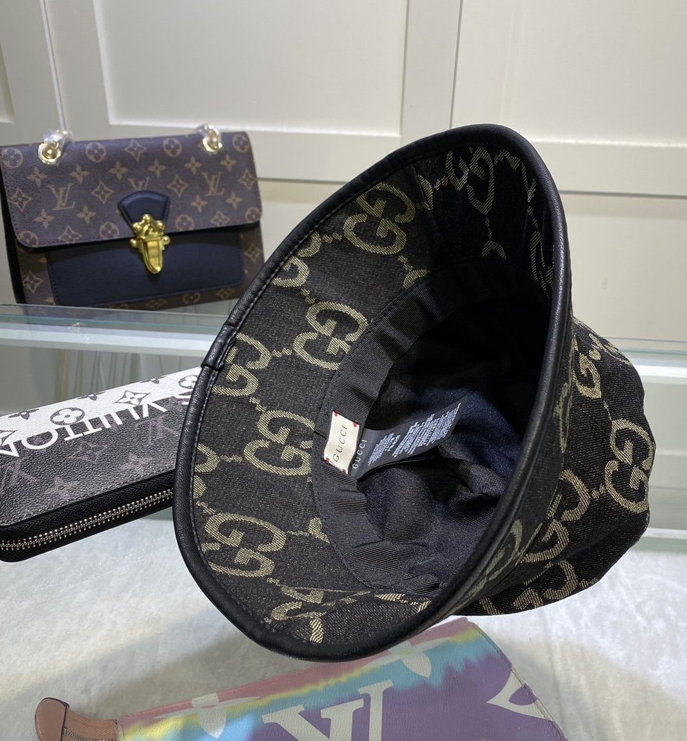 Gucci GG Canvas Bucket Hat Black