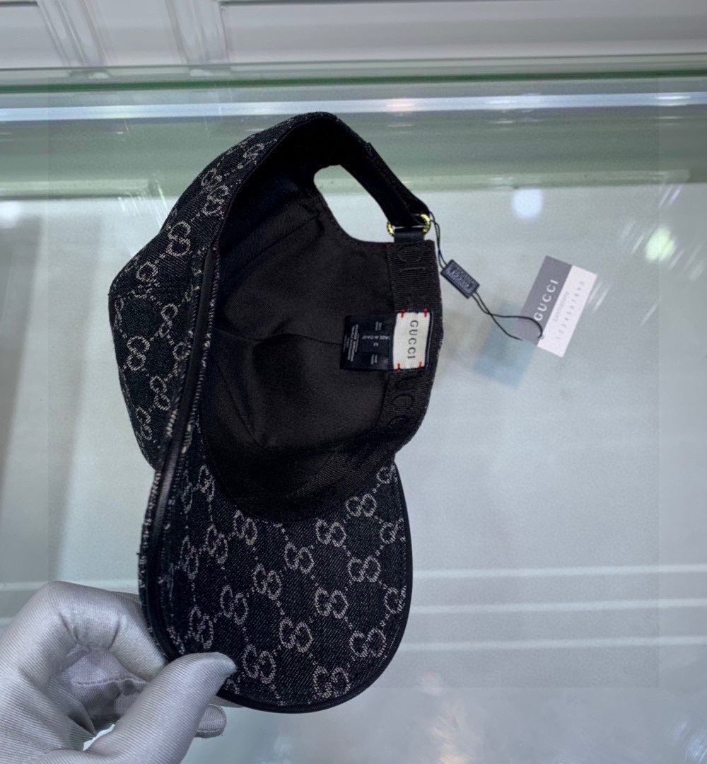 Gucci GG Canvas Bucket Hat Black GG Hat