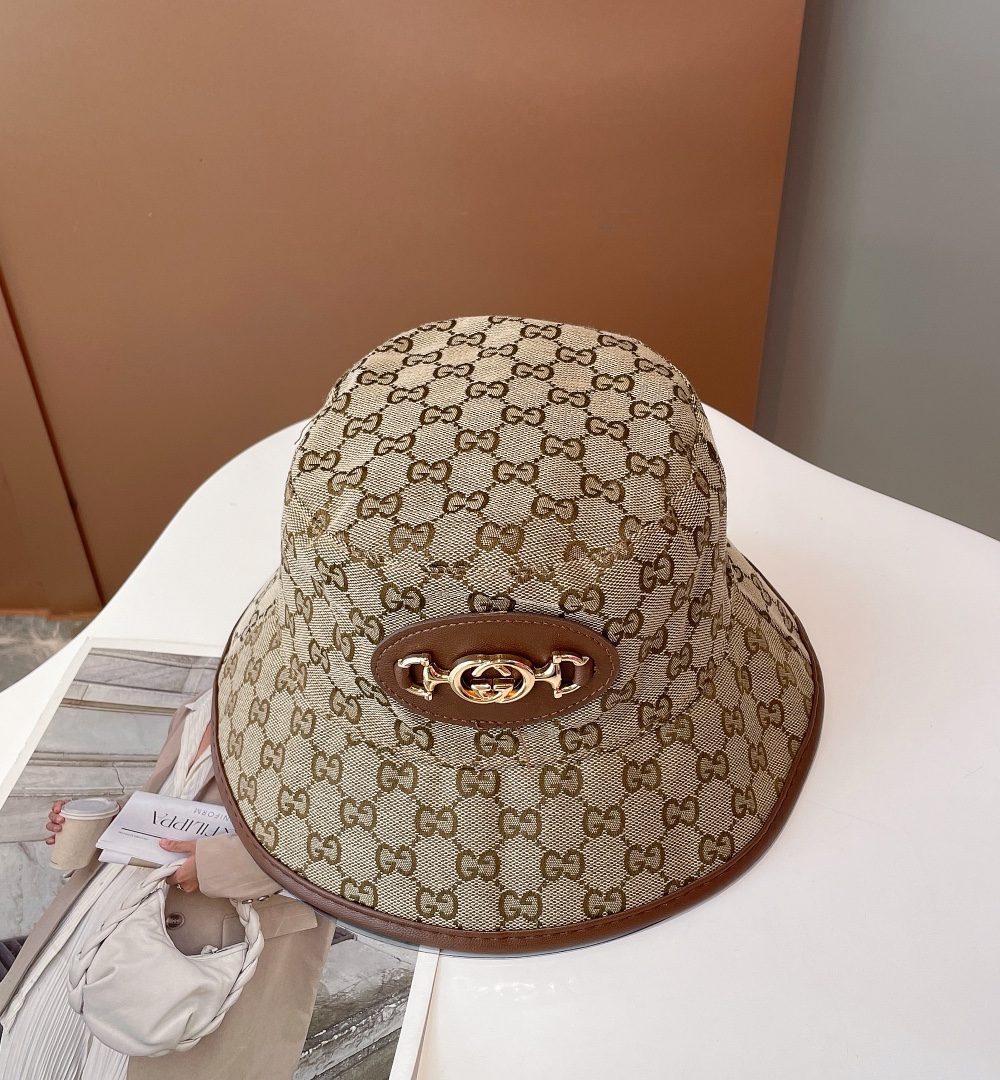 Gucci GG Canvas Bucket Hat With Horsebit Beige GG Hat