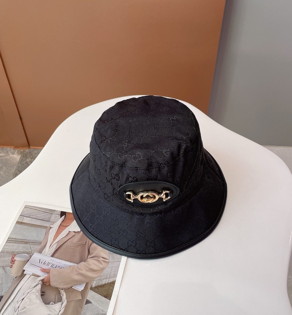 Gucci GG Canvas Bucket Hat With Horsebit Black GG Hat