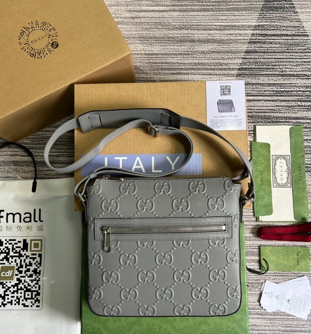 1:1 Replica Gucci GG Embossed Bag Grey GG Embossed For Men 10.2in/26cm GG 406410 1W3CN 1275