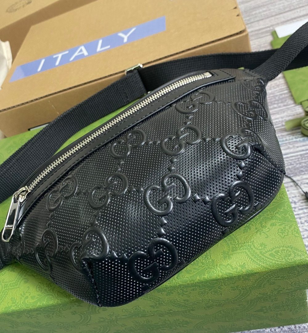 1:1 Replica Gucci GG Embossed Belt Bag Black GG Embossed For Men  9.1in/23cm GG 658582 1W3CN 1000
