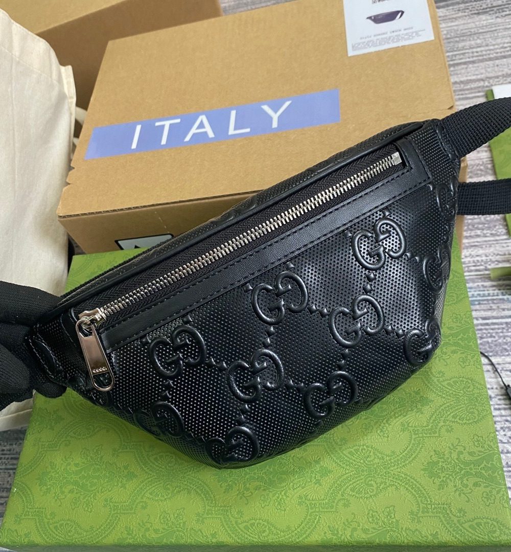 1:1 Replica Gucci GG Embossed Belt Bag Black GG Embossed For Men 9.1in/23cm GG 658582 1W3CN 1000