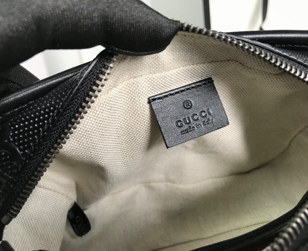 1:1 Replica Gucci GG Embossed Cosmetic Case Black GG Embossed For Men  9in/23cm GG495