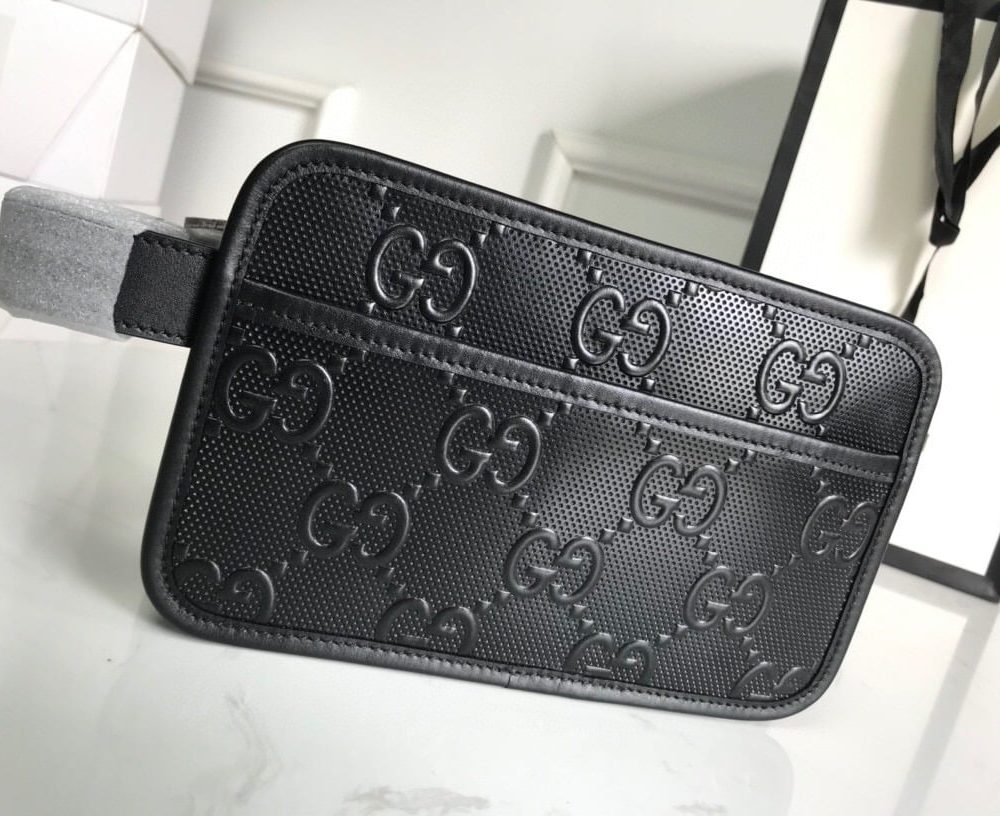 1:1 Replica Gucci GG Embossed Cosmetic Case Black GG Embossed For Men  9in/23cm GG495