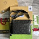 1:1 Replica Gucci GG Embossed Medium Messenger Bag Black GG Embossed For Men 12in/31cm GG 696009 1W3CN 1000