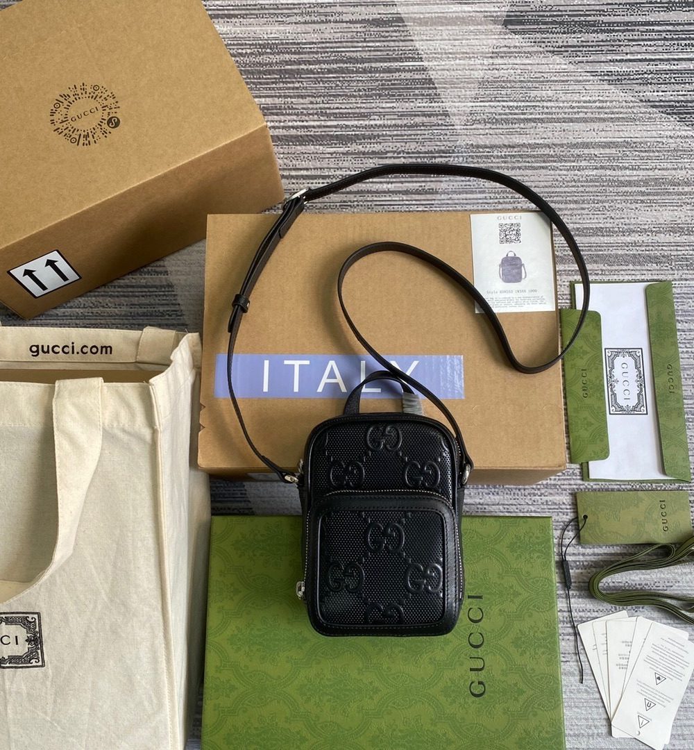 1:1 Replica Gucci GG Embossed Mini Bag Black GG Embossed For Men 6.7in/17cm GG 658553 1W3AN 1000