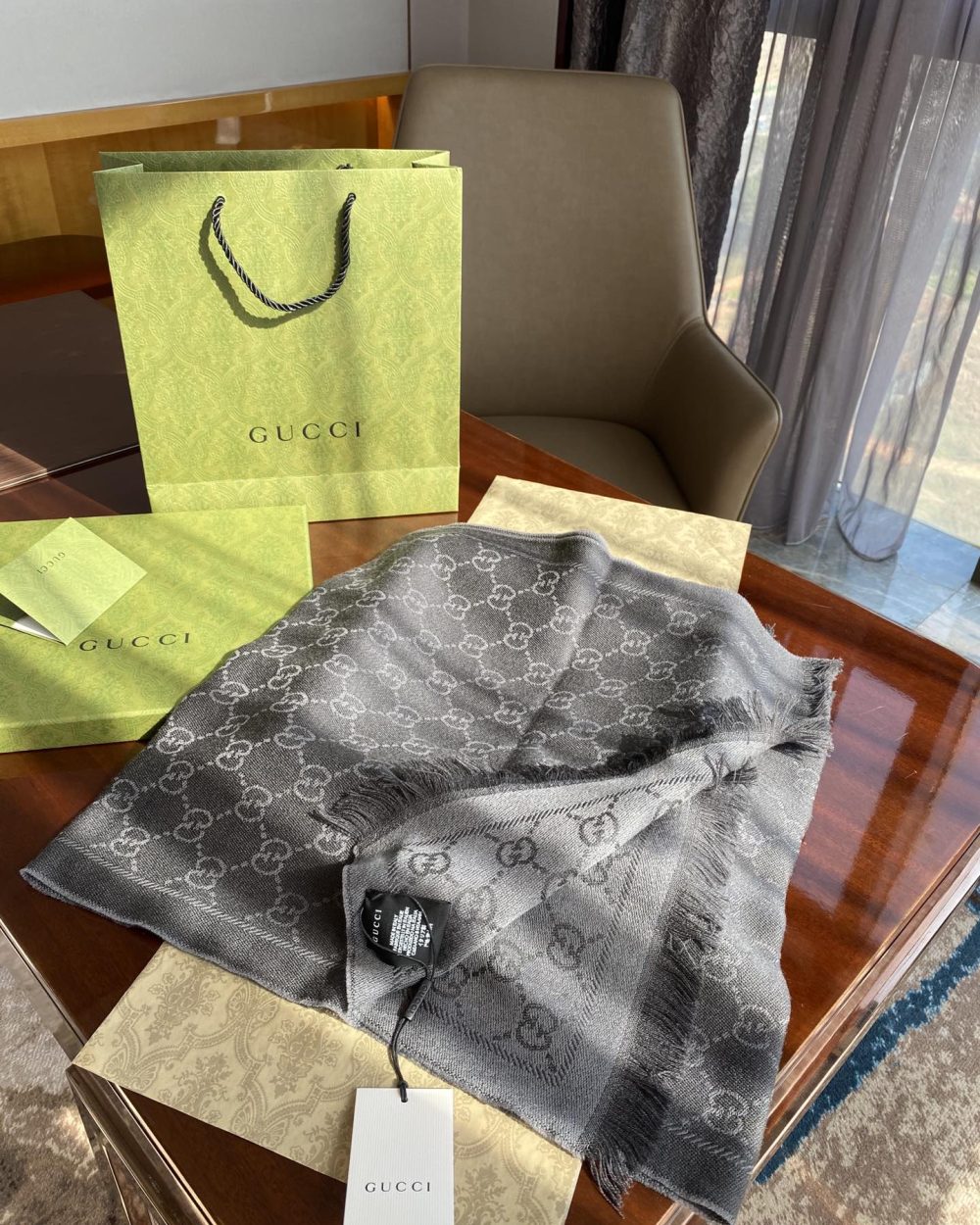 Gucci GG Lamé Lacquard Stole Scarf Grey 71in/180cm 