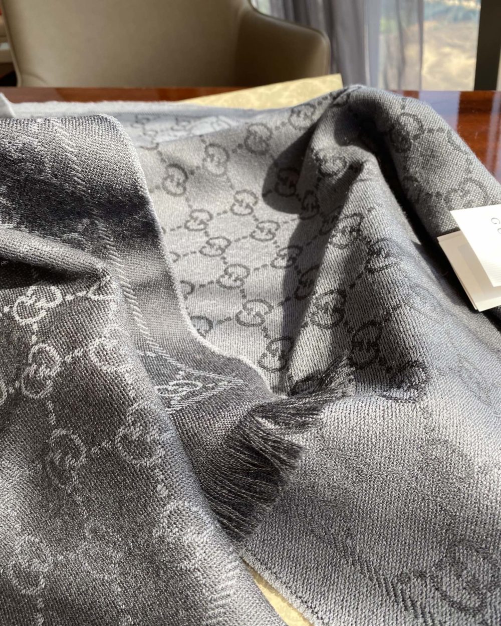 Gucci GG Lamé Lacquard Stole Scarf Grey 71in/180cm 