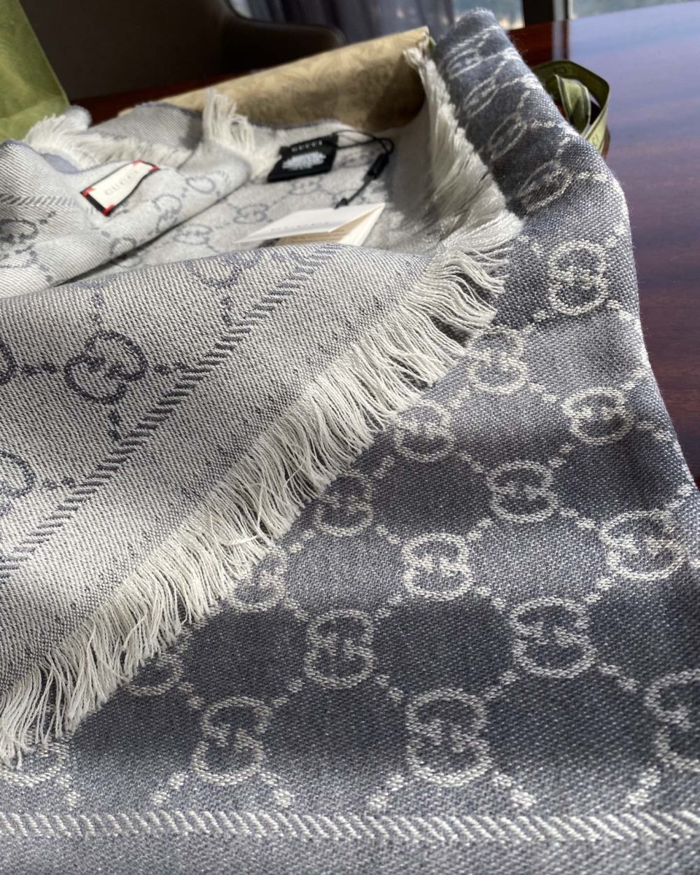 Gucci GG Lamé Lacquard Stole Scarf Light Grey 71in/180cm 