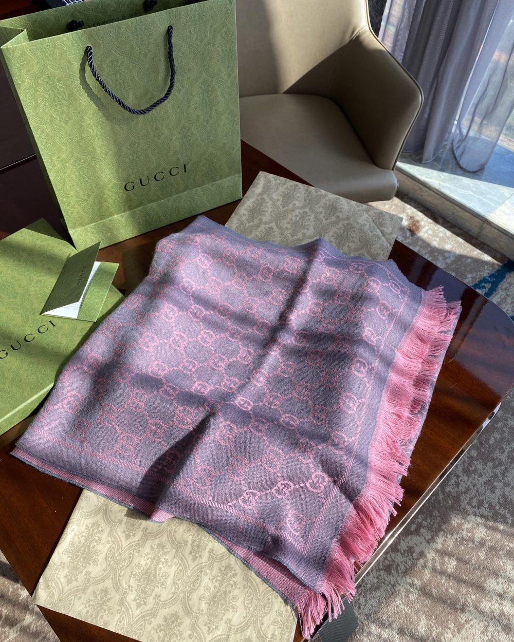 Gucci GG Lamé Lacquard Stole Scarf Pink 71in/180cm 