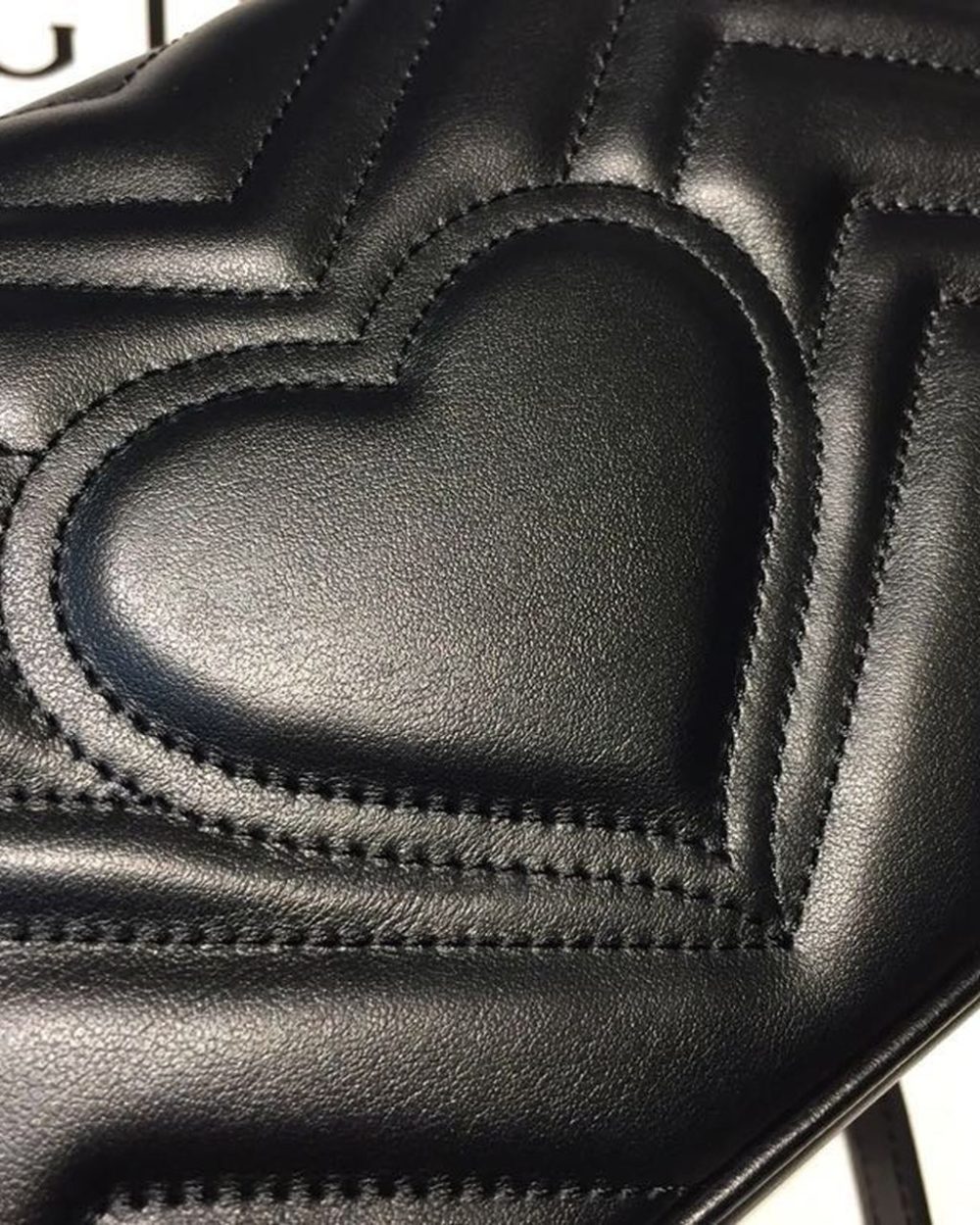 1:1 Replica Gucci GG Marmont Matelassé Mini Bag Black Matelassé Chevron With A Heart For Women 9in/22cm GG 446744 DTDIT 1000