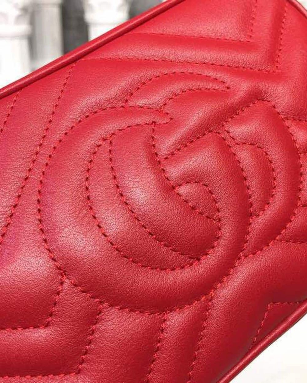 1:1 Replica Gucci GG Marmont Matelassé Mini Bag Hibiscus Red Matelassé Chevron For Women 7in/18cm GG