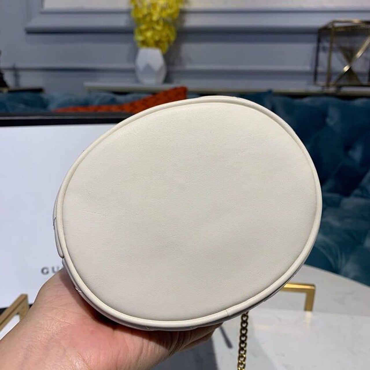 1:1 Replica Gucci GG Marmont Mini Bucket Bag White Matelassé Chevron For Women 6in/13cm GG 575163 DTDRT 9022 - Image 4