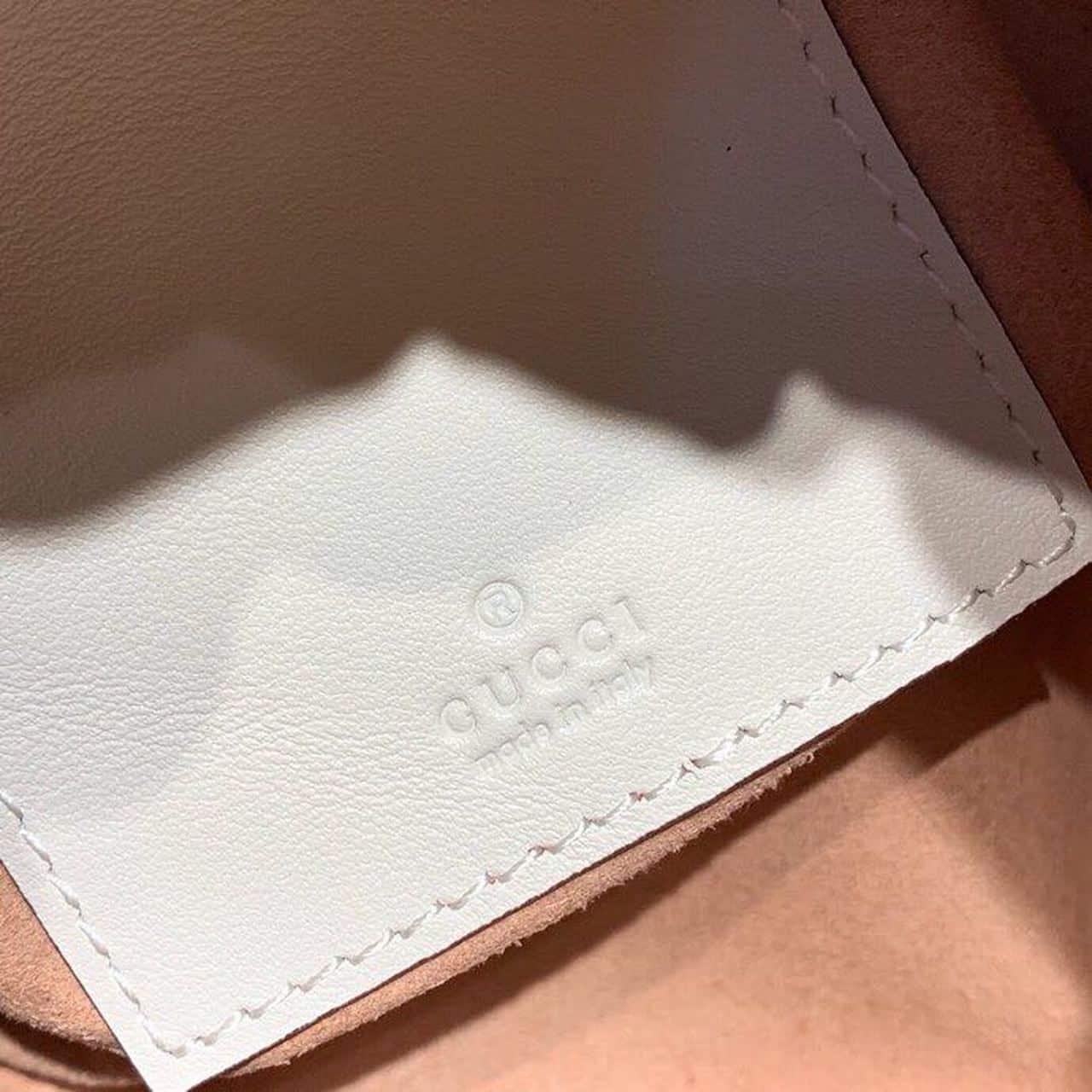 1:1 Replica Gucci GG Marmont Mini Bucket Bag White Matelassé Chevron For Women 6in/13cm GG 575163 DTDRT 9022 - Image 9