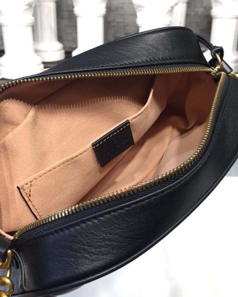 1:1 Replica Gucci GG Marmont Small Matelassé Shoulder Bag Black Matelassé Chevron For Women 9.5in/24cm GG 447632 DTD1T 1000