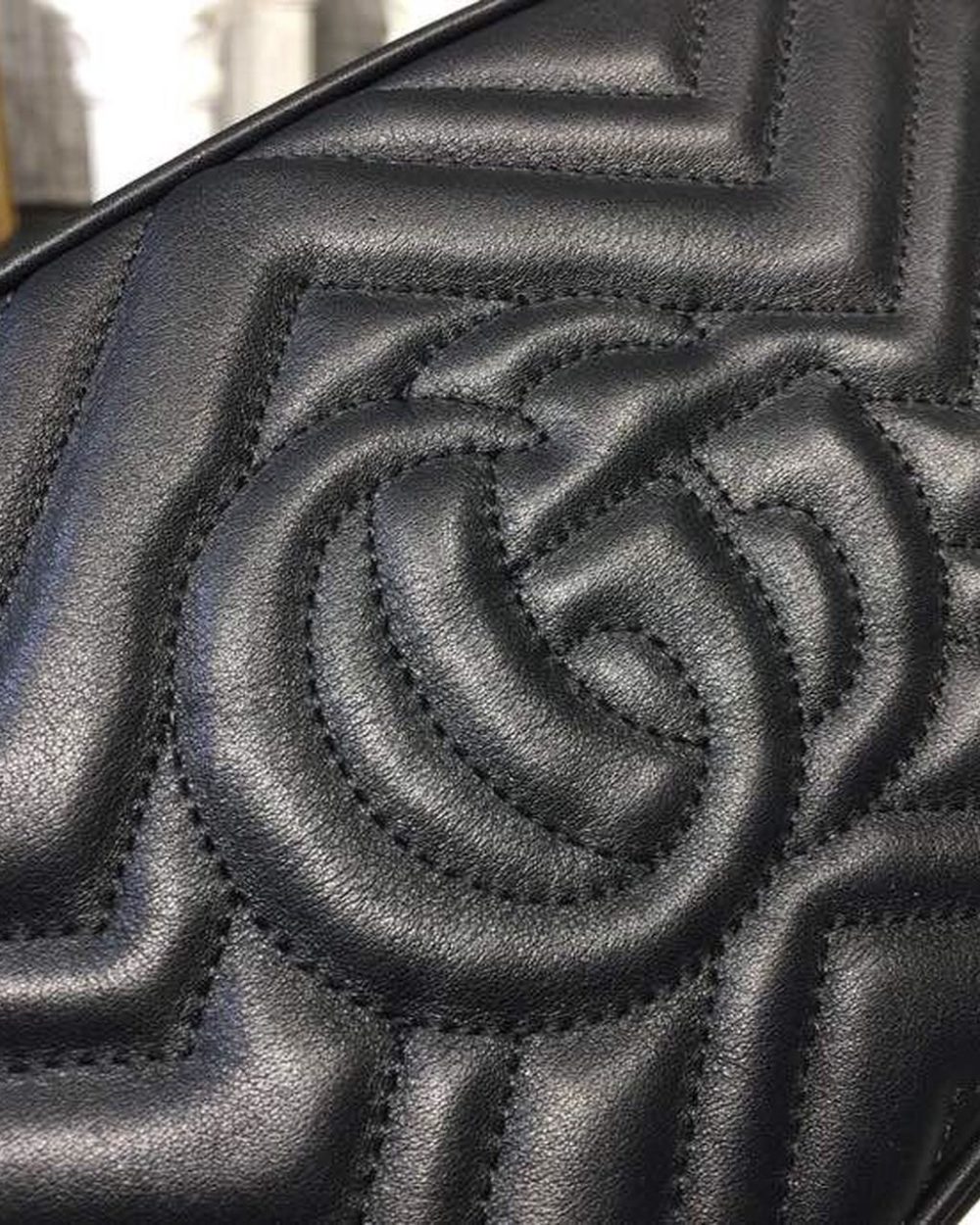 1:1 Replica Gucci GG Marmont Small Matelassé Shoulder Bag Black Matelassé Chevron For Women 9.5in/24cm GG 447632 DTD1T 1000