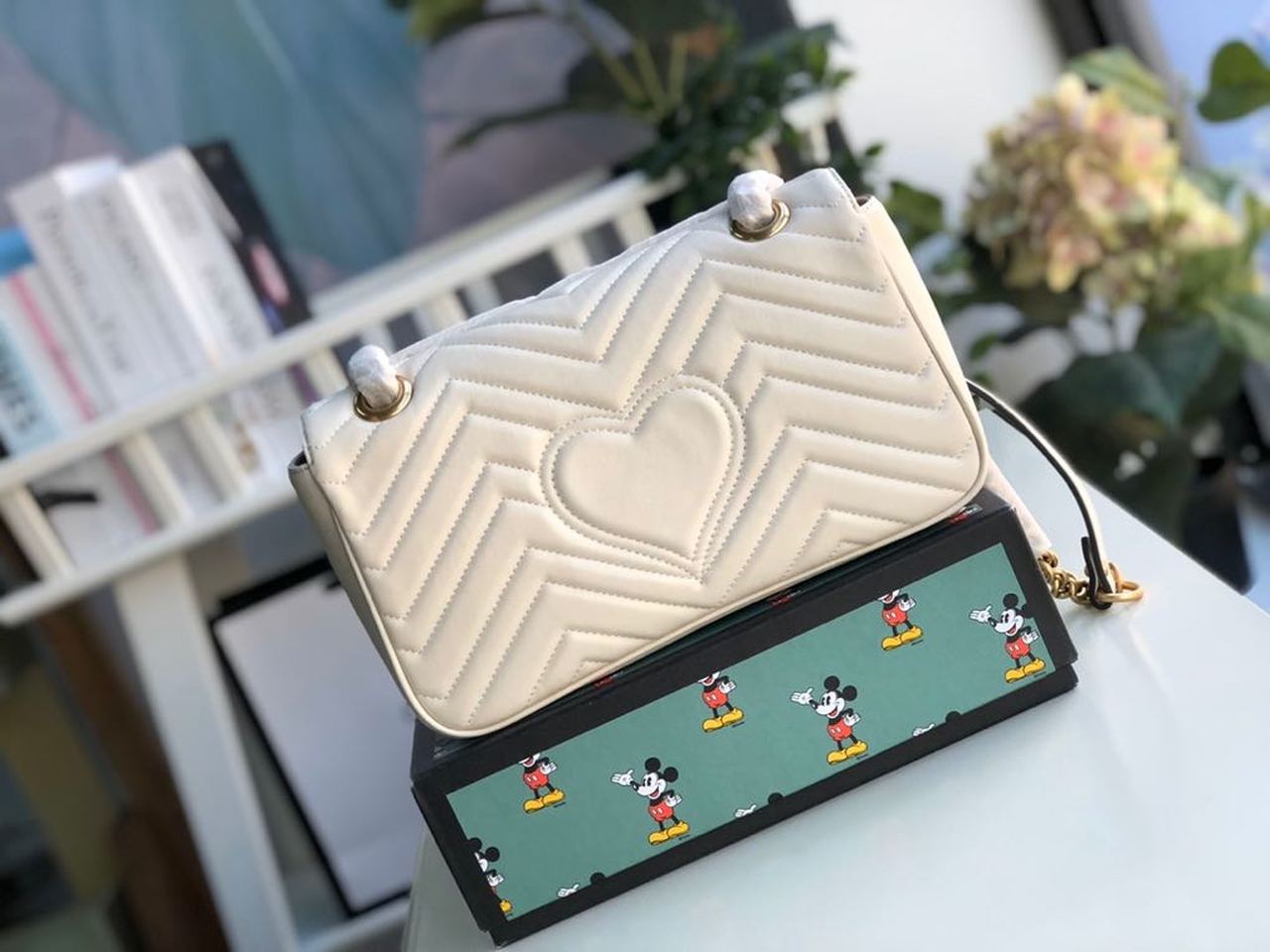 1:1 Replica Gucci GG Marmont Small Matelassé Shoulder Bag White Matelassé Chevron For Women 10in/26cm 443497 DTDIT 9022 - Image 3