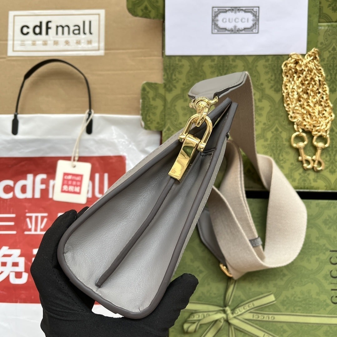 1:1 Replica Gucci GG Matelassé Small Bag Grey For Women, Women's Bags 10.2in/26cm GG 702200 UM8HG 1563 - Image 5