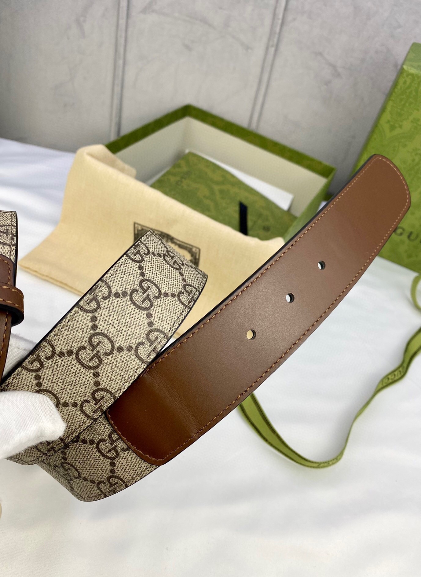 1:1 Replica Gucci GG Supreme Belt With G Buckle Beige/Ebony And Brown GG Supreme Canvas For Women, Women Belt - Image 2