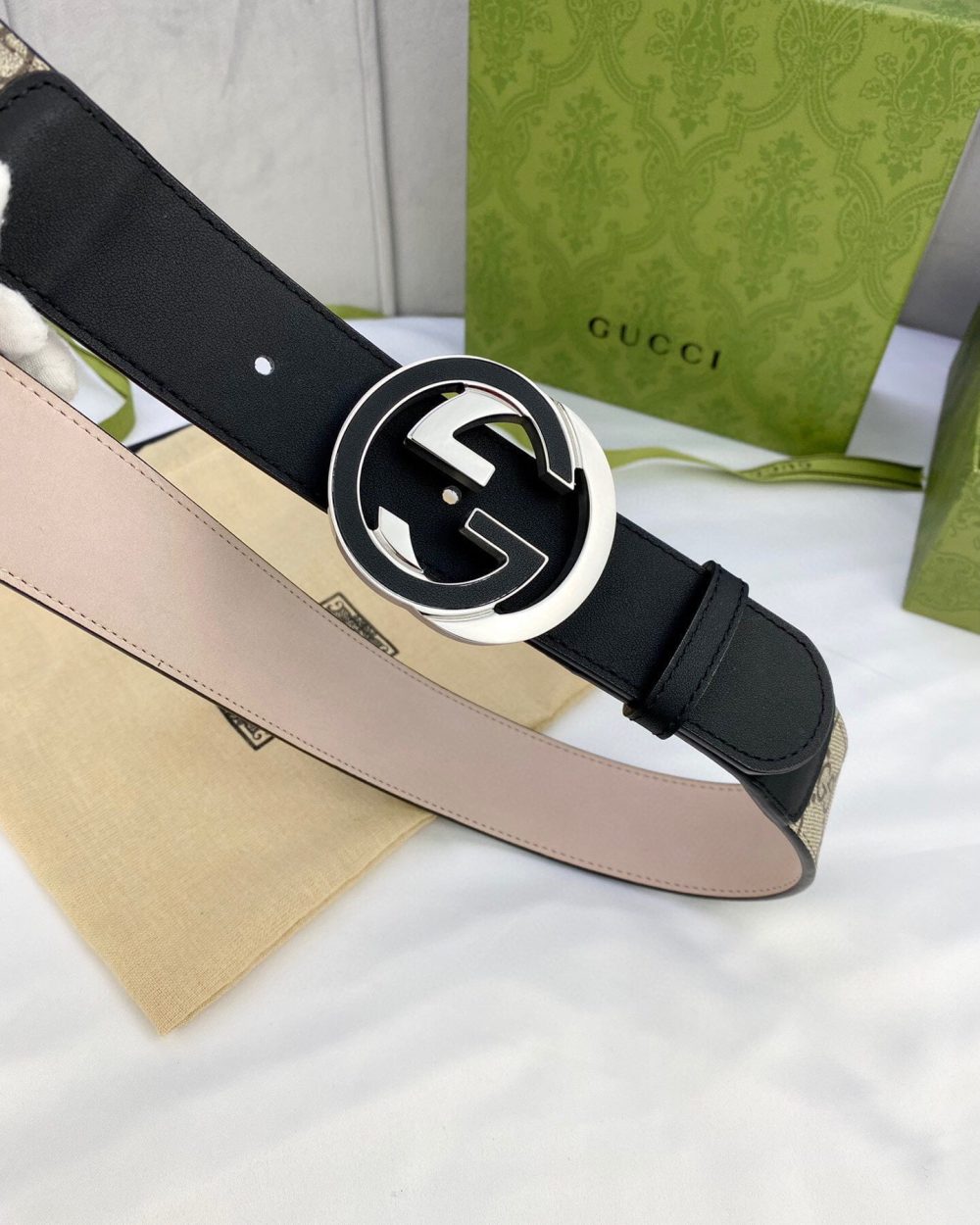 1:1 Replica Gucci GG Supreme Belt With Interlocking G Buckle Beige/Ebony GG Supreme And Black For Women, Women Belt