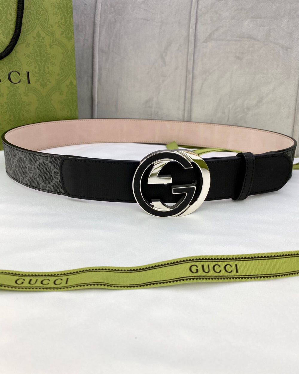 1:1 Replica Gucci GG Supreme Belt With Interlocking G Buckle Black/Grey GG Supreme Canvas With Black For Women, Women Belt