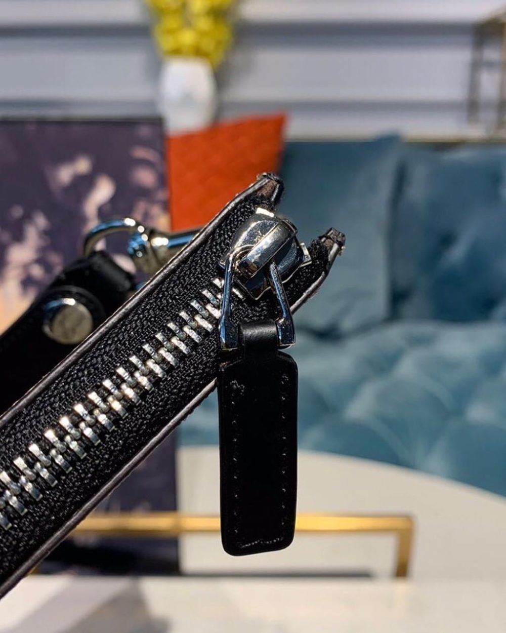 1:1 Replica Gucci GG Supreme Pouch Beige/Ebony GG Supreme Canvas For Men 12in/30cm GG 495017 KGDHN 9769