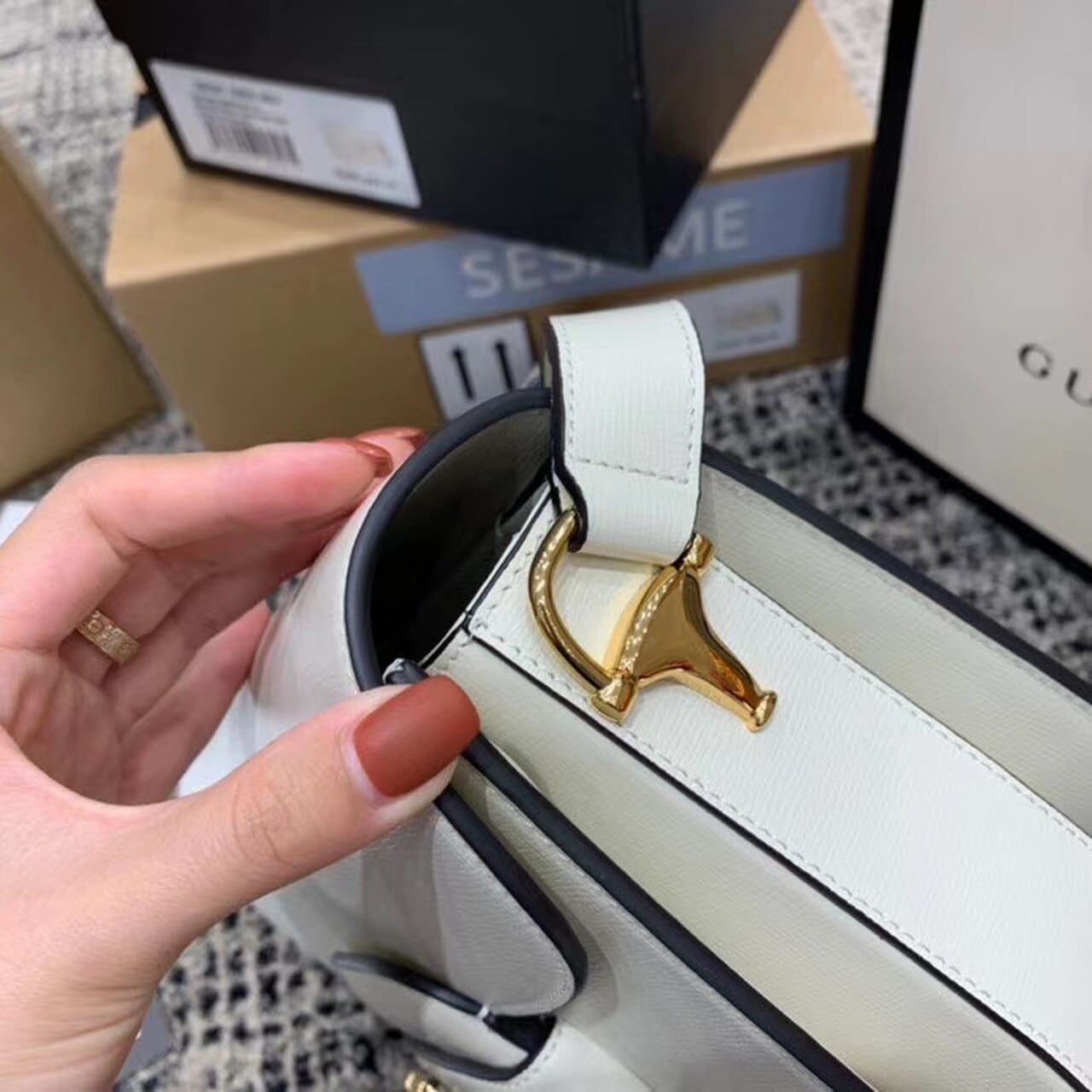 1:1 Replica Gucci Horsebit 1955 Shoulder Bag White For Women 9.8in/25cm GG 602204 1DB0G 9022 - Image 9